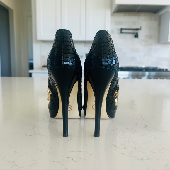 Michael Kors Black Heeled Boots with Stiletto Heel - Picture 4 of 6